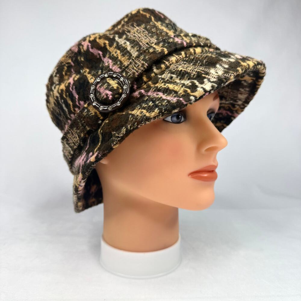Collectioneighteen Houndstooth Y2K Bucket Hat